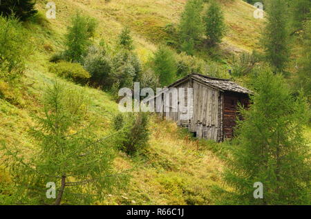 Remote mountain Cabin in Austrian alps Stock Photo