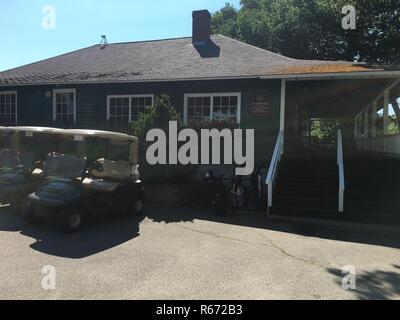 Kennebunkport ME: Aug 1: The Bush Compound in Kennebunkport Main, often ...