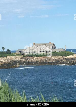 bush compound kennebunkport summer alamy aug main family