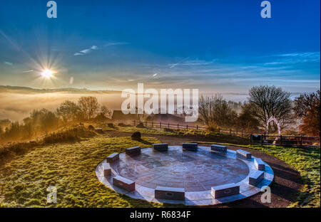 Wirksworth, UK. 03rd Dec, 2018. UK Weather: spectacular sunrise with cloud inversion at the star disc above Wirksworth in the Derbyshire Dales, Peak District National Park Credit: Doug Blane/Alamy Live News