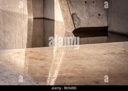 Empty abstract white concrete design with chaotic columns structures. Modern architecture background with abstract lines Stock Photo