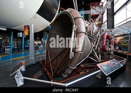 F-1 engine of the first stage of the Saturn V at the Saturn V Hall at the Davidson Center for Space Exploration, U.S. Rocket and Space Center Stock Photo