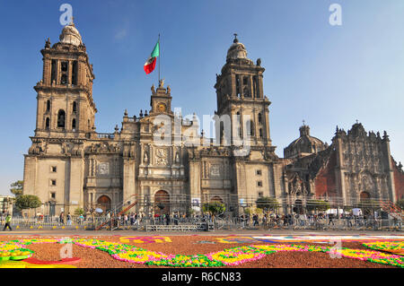 The Metropolitan Cathedral Of The Assumption Of Mary Of Mexico City, The Largest And Oldest Cathedral In The Americas And Seat Of The Roman Catholic A Stock Photo