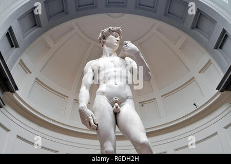 Statue Of David By Michelangelo In The Galeria Dell Accademia, Florence, Tuscany, Italy Stock Photo
