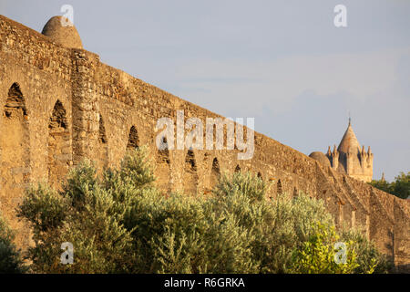 Evora aqueduct, Evora, Alentejo, Portugal, Europe Stock Photo