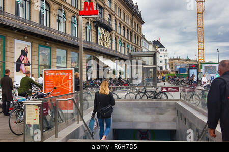 MP porter Anvendelse Kongens nytorv metro station hi-res stock photography and images - Alamy