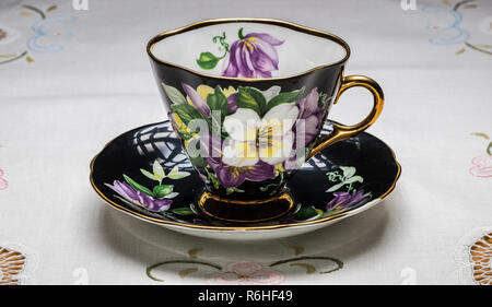 royal vale bone china tea cup and saucer Stock Photo