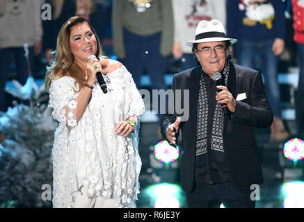05 December 2018, Bavaria, München: Al Bano and Romina Power, musician duo, at the TV donation gala 'The most beautiful Christmas hits'. The programme will be broadcast live on ZDF. Photo: Tobias Hase/dpa Stock Photo