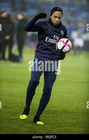 Strasbourg, France. 5th Dec, 2018. Mbappe Lottin Kylian during the French L1 football match between Strasbourg (RCSA) and PSG the Meinau Stadium in Strasbourg. Credit: Elyxandro Cegarra/SOPA Images/ZUMA Wire/Alamy Live News Stock Photo