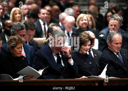 Columba Bush, former Florida Gov. Jeb Bush, Laura Bush and former President George W. Bush attend the State Funeral for former President George H.W. Bush at the Washington National Cathedral, Wednesday, Dec. 5, 2018, in Washington. Credit: Alex Brandon / Pool via CNP | usage worldwide Stock Photo