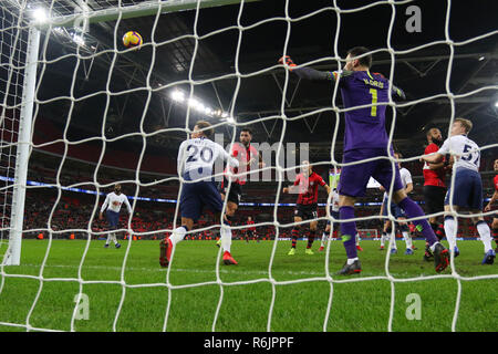 Wembley Stadium, London, UK. Charlie Austin of Southampton directs his headed effort against the bas with Hugo Lloris of Tottenham Hotspur beaten - Tottenham Hotspur v Southampton, Premier League, Wembley Stadium, London (Wembley) - 5th December 2018  Editorial Use Only - DataCo restrictions apply Credit: MatchDay Images Limited/Alamy Live News Stock Photo