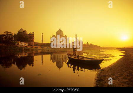 Taj Mahal from Mehtab Bagh, Agra, Uttar Pradesh, India Stock Photo