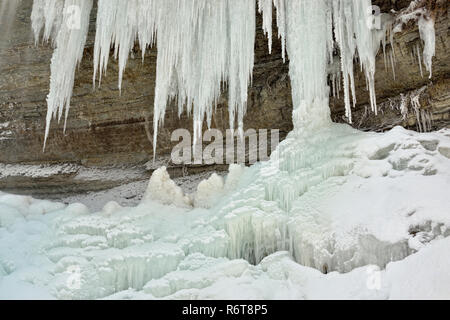 Ice formations at Bridal Veil Falls, Kagawong, Manitoulin Island, Ontario, Canada Stock Photo