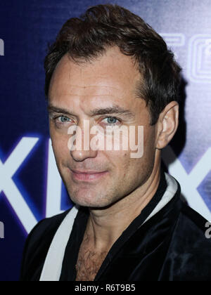 HOLLYWOOD, LOS ANGELES, CA, USA - DECEMBER 05: Actor Jude Law arrives at the Los Angeles Premiere Of Neon's 'Vox Lux' held at ArcLight Hollywood on December 5, 2018 in Hollywood, Los Angeles, California, United States. (Photo by Xavier Collin/Image Press Agency) Stock Photo