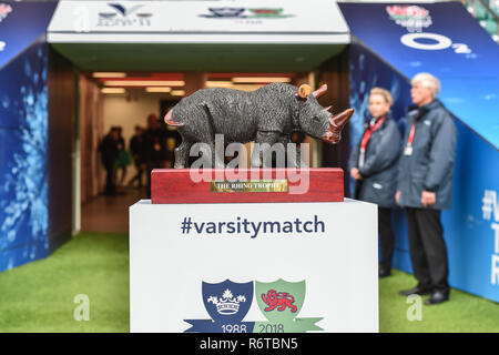 London, UK. 6th Dec 2018. The trophy displayed during Varsity Match 2018 between Ourfc Women v Curufc Women at Twickenham Stadium on Thursday, 06 December 2018. LONDON ENGLAND.  (Editorial use only, license required for commercial use. No use in betting, games or a single club/league/player publications.) Credit: Taka G Wu/Alamy News Credit: Taka Wu/Alamy Live News Stock Photo