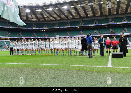 London, UK. 6th Dec 2018. Both team entered the pitch during Varsity Match 2018 between Ourfc Women v Curufc Women at Twickenham Stadium on Thursday, 06 December 2018. LONDON ENGLAND.  (Editorial use only, license required for commercial use. No use in betting, games or a single club/league/player publications.) Credit: Taka G Wu/Alamy News Credit: Taka Wu/Alamy Live News Stock Photo