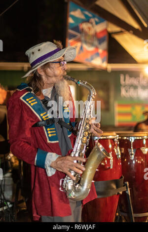 Kalapana, Hawaii - Hundreds attend the Kalapana Night Market every Wednesday for music, dancing, food, and crafts. The event was begun by the late Unc Stock Photo