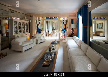 Living room of Elvis Presley's home at Graceland in Memphis, Tennessee Stock Photo