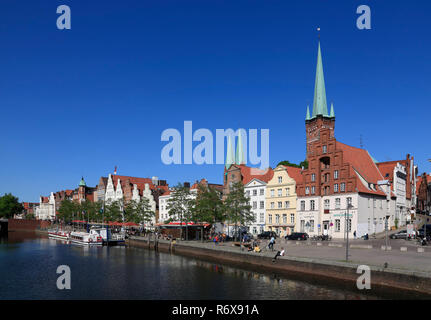 View across Obertrave to St. Petri church,  Schleswig-Holstein, Germany, Europe Stock Photo