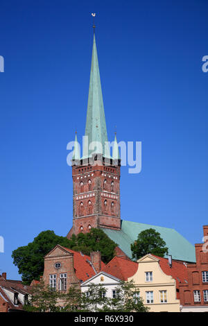 View across Obertrave to St. Petri church,  Schleswig-Holstein, Germany, Europe Stock Photo