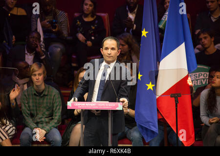 PARIS : Benoît Hamon a lancé sa campagne pour les élections européennes, à la tête d'une 'alliance citoyenne' Stock Photo