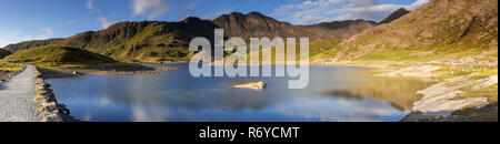 Llyn Llydaw and Snowdon horseshoe, Snowdonia, North Wales Stock Photo