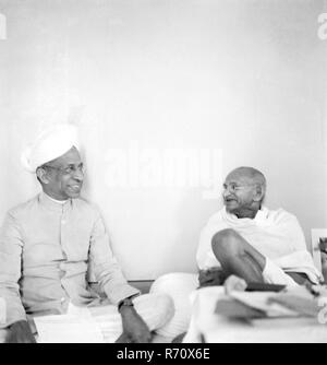 Mahatma Gandhi with Sarvepalli Radhakrishnan at Bombay, Mumbai, Maharashtra, India, September 1944, old vintage 1900s picture Stock Photo