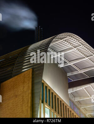 London, England, UK - February 27, 2018: Steam blows from chimneys on the roof of the modern Francis Crick Institute building, Europe's largest biomed Stock Photo