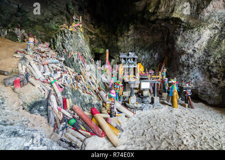 Phra Nang Princess Cave, Railay Beach, Thailand Stock Photo