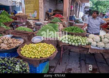 Vegetable seller at Sardar Market in Jodhpur, Rajasthan, India Stock Photo