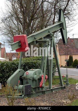oil pump in the south palatinate Stock Photo