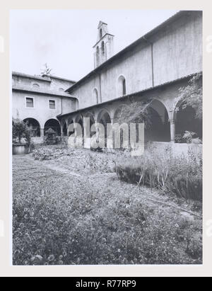 Abruzzo L'Aquila L'Aquila Convent of the Clarisse, this is my Italy, the italian country of visual history, Exterior views of convent and portals, interior views of church with emphasis on choir fresco, and views of cloister. Stock Photo