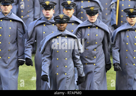 Philadelphia, Pennsylvania, USA. 8th Dec, 2018. Army Cadets march onto the field at the 119 meeting of the Army Navy game at Lincoln Financial Field in Philadelphia PA Credit: Ricky Fitchett/ZUMA Wire/Alamy Live News Stock Photo