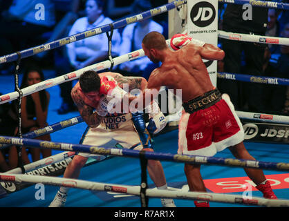 Sheffield, UK. 8th Dec 2018.   Kell Brook (Red Shorts) v Michael Zerafa (White/Blue Shorts) during the Final Eliminator contest for the WBA World Super-welterweight Title.  Credit: Touchlinepics/Alamy Live News Stock Photo