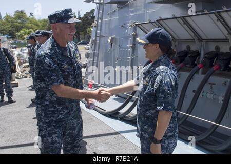 Comnavflt Commander of U.S. Pacific Fleet welcomes commander of China's Guangzhou ...