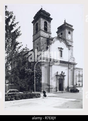 Abruzzo Pescara Torre de' Passeri Cathedral, this is my Italy, the italian country of visual history, Views of the baroque facade and portal and one interior view. Stock Photo