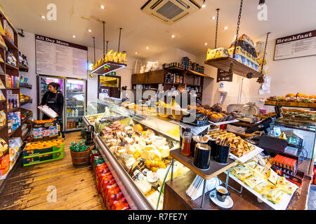 La Piccola Deli, smart Italian delicatessen on Stratford Road, Kensington, London. Stock Photo