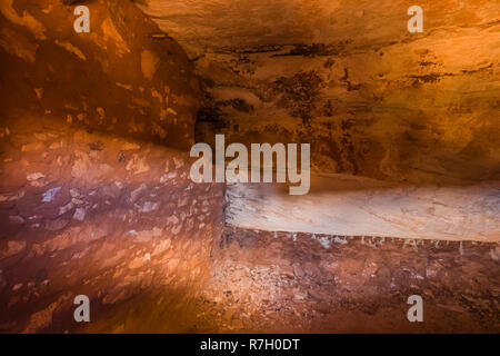 A room interior in Moon House Ruin on Cedar Mesa, once part of Bears Ears National Monument, Utah, USA Stock Photo