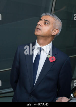 Sadiq Khan unveils the London Remembrance Gallery which contains stories of Londoners wartime memories as well as a permanent memorial.  Tony Arbour AM also delivers a speech on behalf of London Assembly Members.   The London Remembrance Gallery features a scarlet ‘cloud’ of 48,000 poppies, suspended from the ceiling; the art installation is presented in collaboration with the London Bridge branch of the Royal British Legion.  Featuring: Sadiq Khan Where: London, United Kingdom When: 09 Nov 2018 Credit: Wheatley/WENN Stock Photo