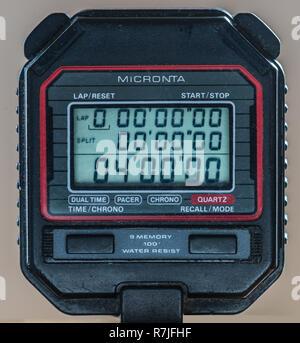 Stopwatch, showing 4 minutes Stock Photo - Alamy