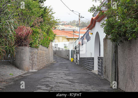 An alley in Nazaré, above of the Centre of Funchal, Madeira Stock Photo