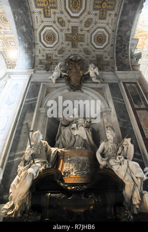 Tomb of Pope Innocent XI in Italian Renaissance Papale Basilica Maggiore di San Pietro in Vaticano (Papal Basilica of St. Peter in the Vatican) listed Stock Photo