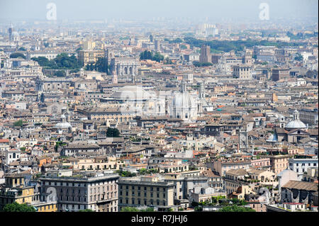 Chiesa di Sant'Agnese in Agone (Church of Sant'Agnese in Agone or Sant'Agnese in Piazza Navona) and Pantheon or Basilica collegiata di Santa Maria ad  Stock Photo