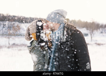 Images Brown haired Men Couples in love 2 Love Winter female Hands