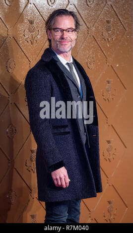 London, UK. 10th Dec 2018.  Guy Pearce attends the European Premiere of 'Mary Queen Of Scots' at Cineworld Leicester Square on December 10, 2018 in London, England. Credit: Gary Mitchell, GMP Media/Alamy Live News Stock Photo