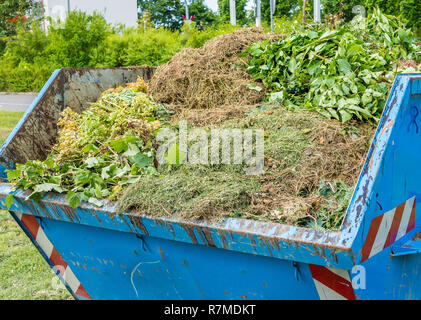 Container with green waste recycling