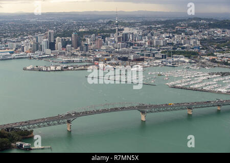 Aerial cityscape overviews of Auckland City, CBD, bridge, Waitemata harbour and Hauraki Gulf, New Zealand Stock Photo