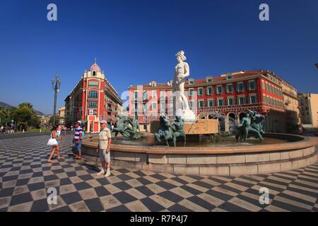 France, Alpes Maritimes, Nice, Place Masséna, the Fontaine du Soleil and the Appollon statue Stock Photo