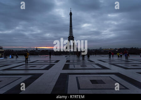 Eiffel Tower at dawn, Paris Stock Photo