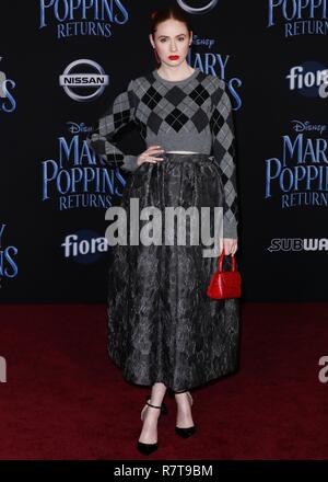 HOLLYWOOD, LOS ANGELES, CA, USA - NOVEMBER 29: Karen Gillan arrives at the World Premiere Of Disney's 'Mary Poppins Returns' held at the El Capitan Theatre on November 29, 2018 in Hollywood, Los Angeles, California, United States. (Photo by David Acosta/Image Press Agency) Stock Photo